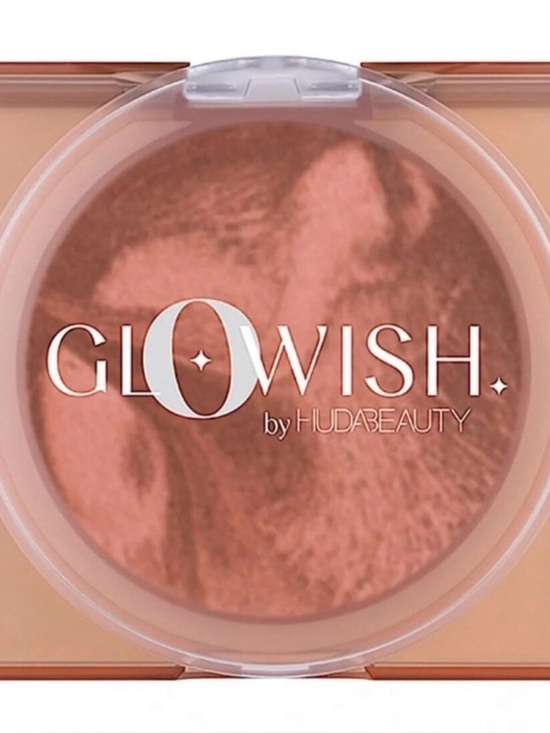 HUDA BEAUTY Other - Huda Beauty Glowish Luminous Bronzing Powder (Deep Tan) NIB